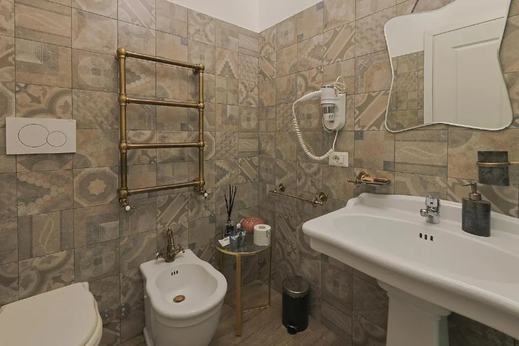 Guest house Art House Relais56 Luxury Rooms Piazza Di Spagna Rome Italy