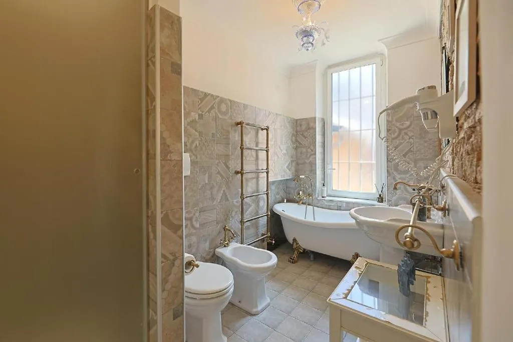 Guest house Art House Relais56 Luxury Rooms Piazza Di Spagna Rome