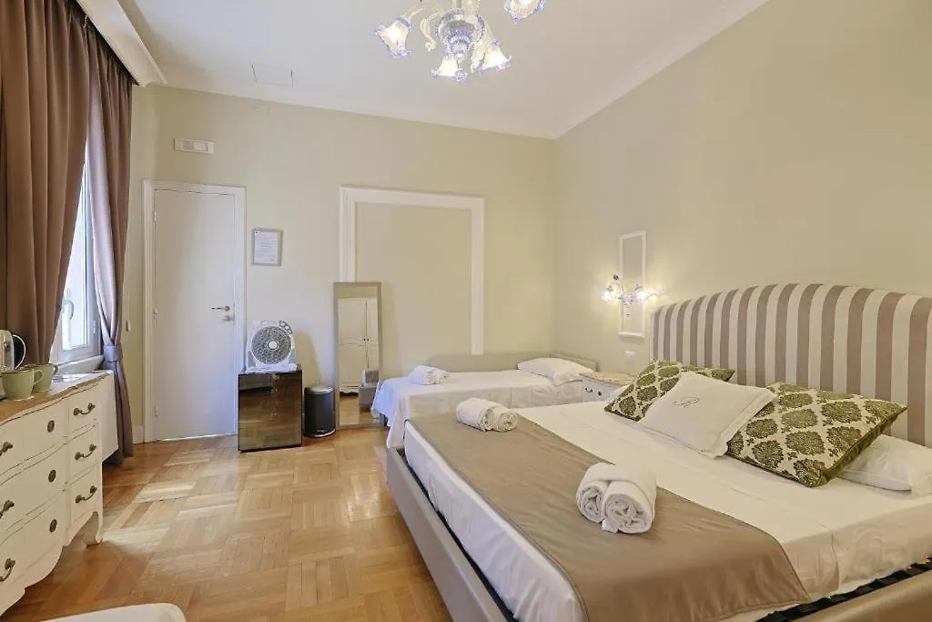 Art House Relais56 Luxury Rooms Piazza Di Spagna Rome