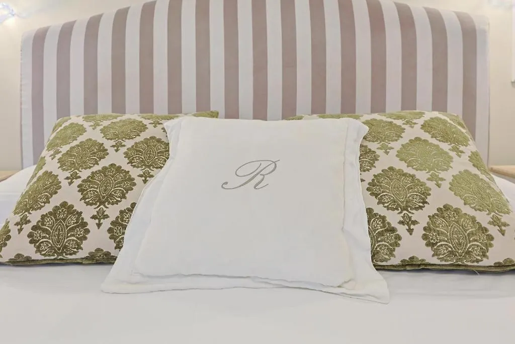 Art House Relais56 Luxury Rooms Piazza Di Spagna Rome Italy