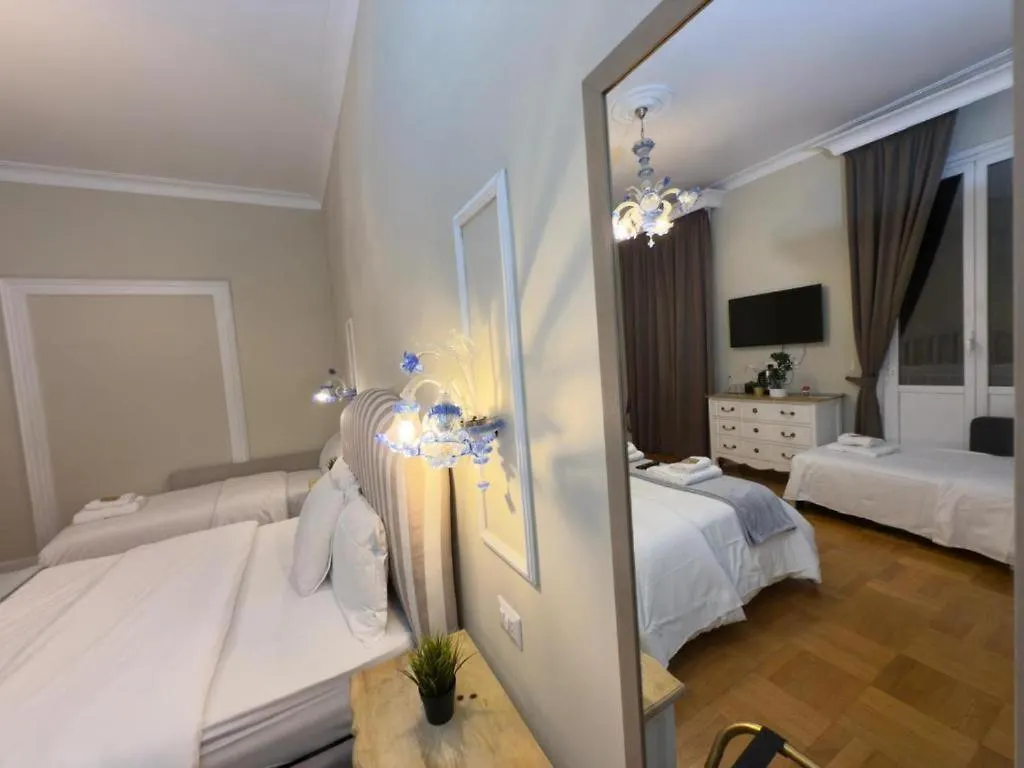 Guest house Art House Relais56 Luxury Rooms Piazza Di Spagna Rome