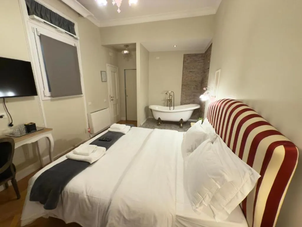 Art House Relais56 Luxury Rooms Piazza Di Spagna Rome 0*,