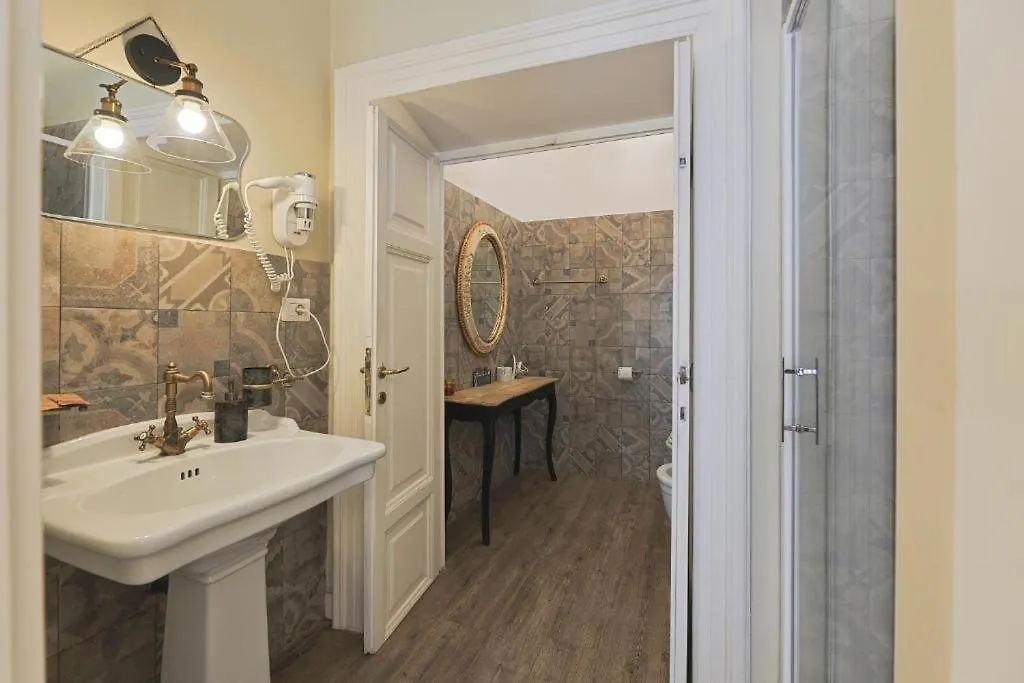 Penzion Art House Relais56 Luxury Rooms Piazza Di Spagna Řím Itálie