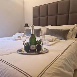 Corso Style Guest house