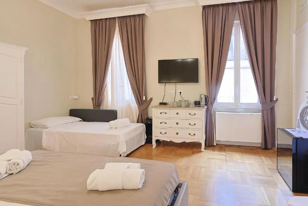 Art House Relais56 Luxury Rooms Piazza Di Spagna 로마 게스트하우스