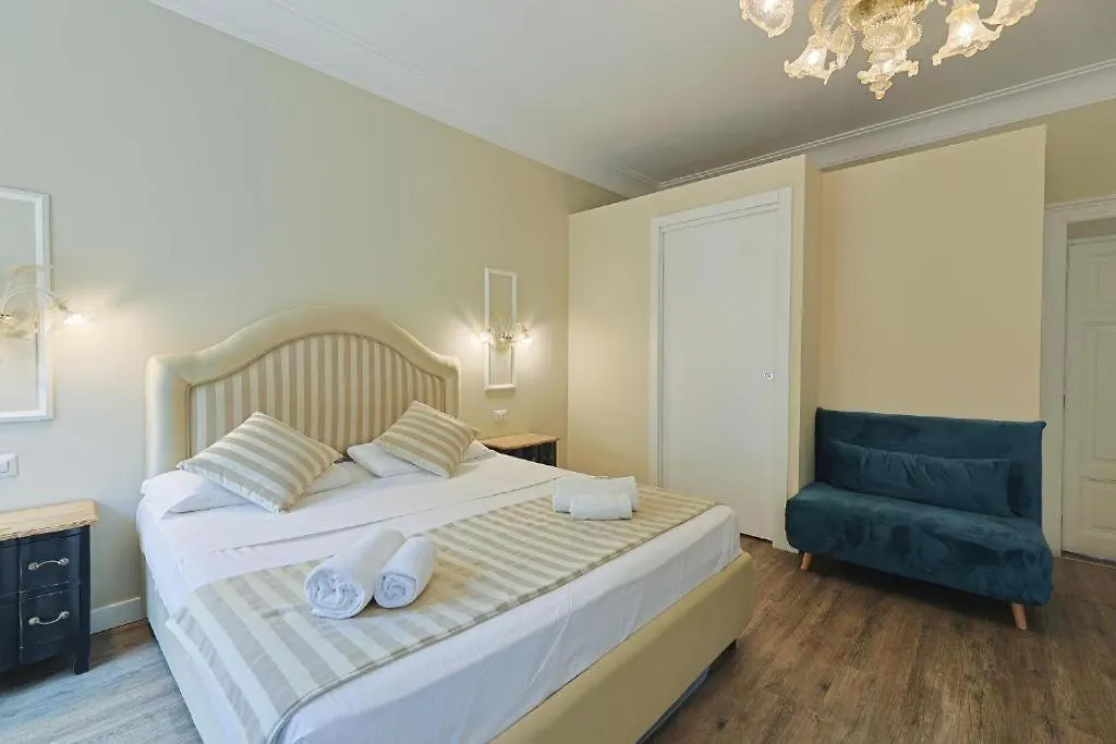 Art House Relais56 Luxury Rooms Piazza Di Spagna 로마 게스트하우스